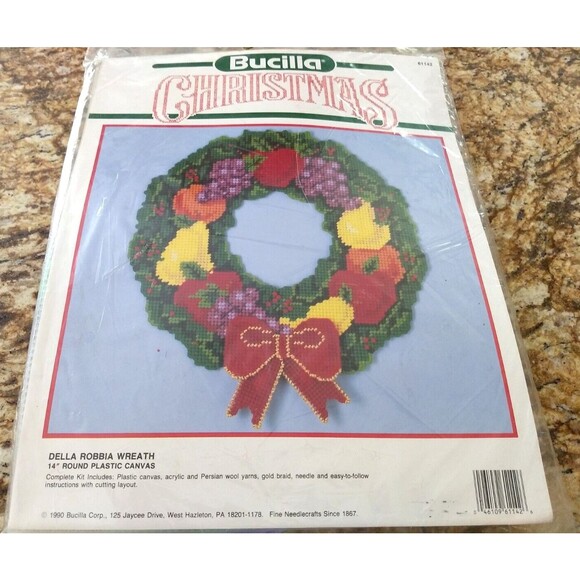 BUCILLA CHRISTMAS Della Robbia Wreath Cross Stitch Kit 61142 Vintage 1990 SEALED - Picture 1 of 10